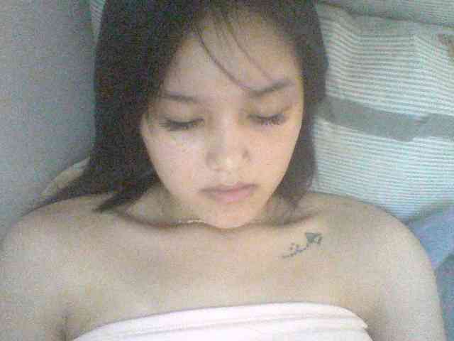 Alina-2k webcam