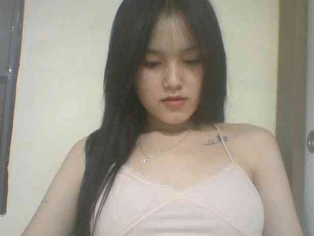 Alina-2k webcam