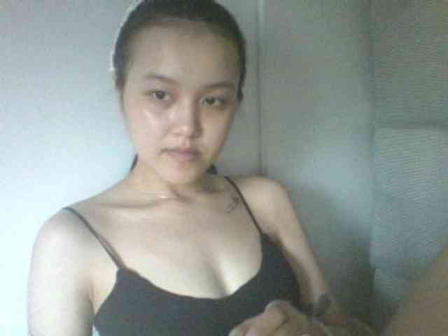 Alina-2k webcam