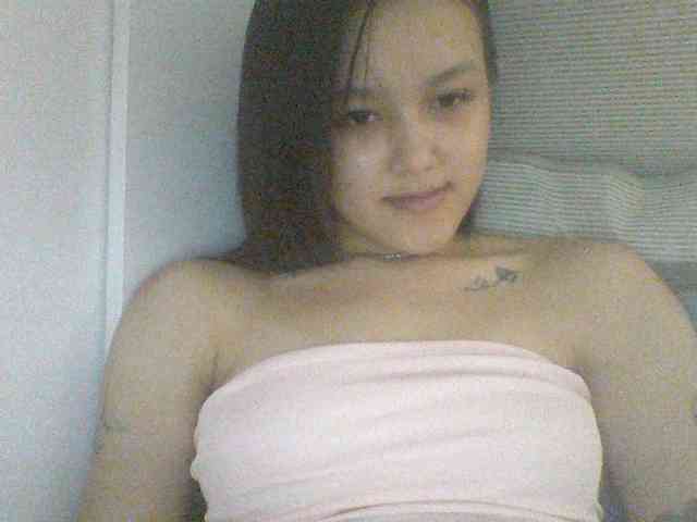 Alina-2k webcam