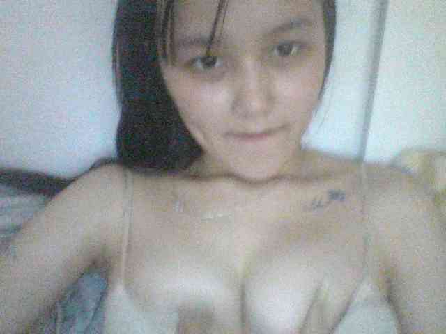 Alina-2k webcam
