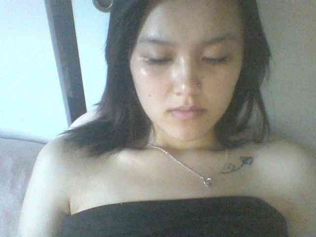 Alina-2k webcam