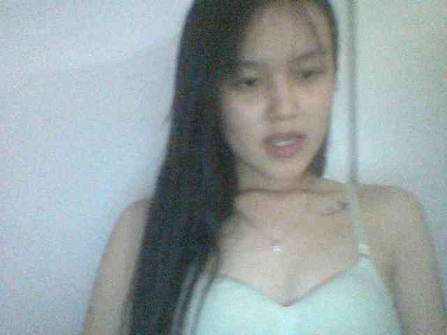 Alina-2k webcam