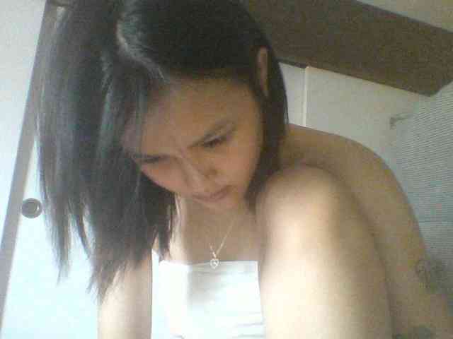 Alina-2k webcam