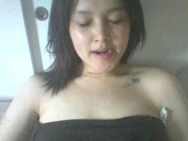 Alina-2k webcam