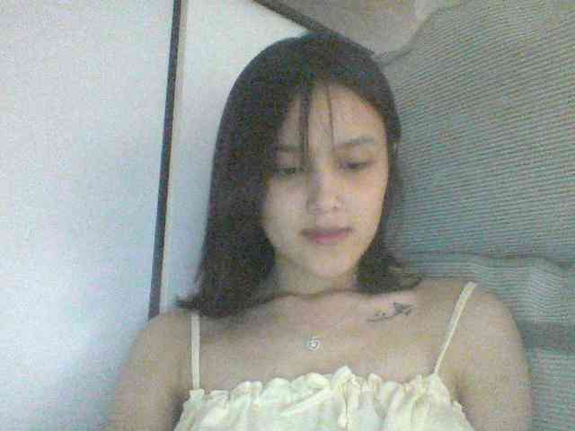 Alina-2k webcam