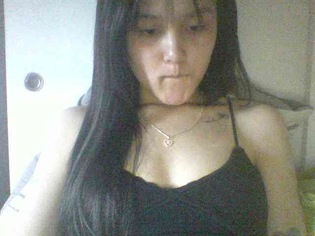 Alina-2k webcam