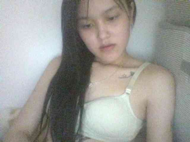 Alina-2k webcam
