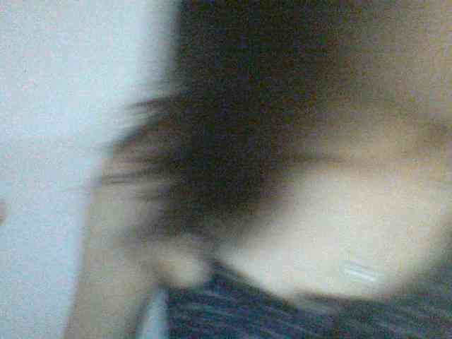 Alina-2k webcam