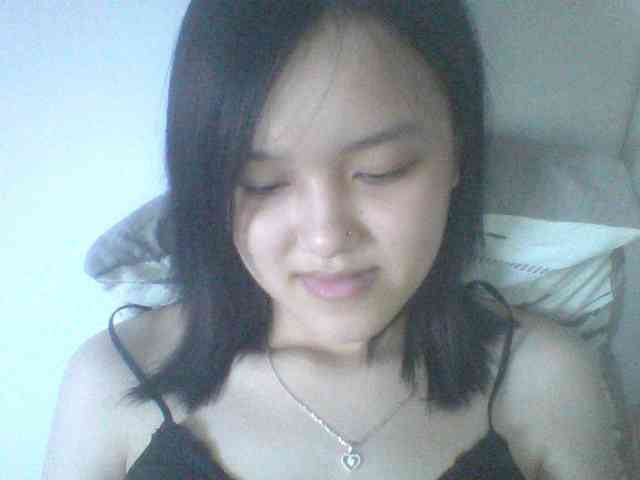 Alina-2k webcam