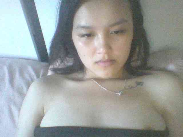 Alina-2k webcam