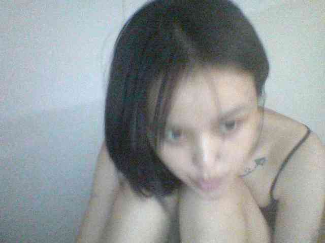 Alina-2k webcam