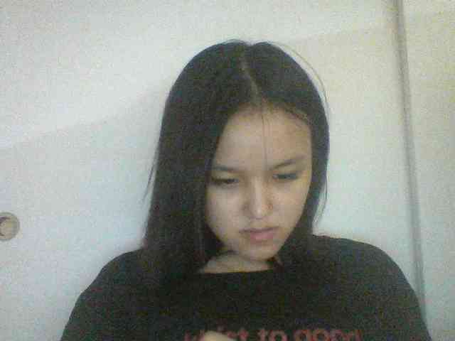 Alina-2k webcam