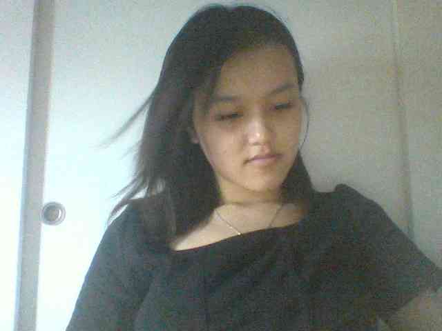 Alina-2k webcam