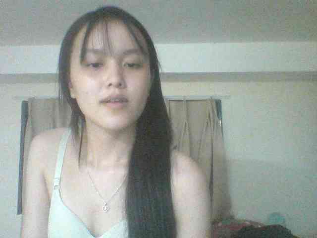 Alina-2k webcam