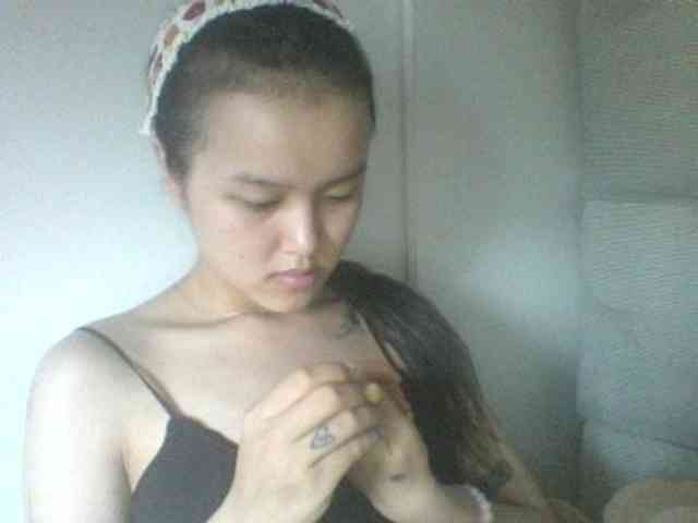 Alina-2k webcam