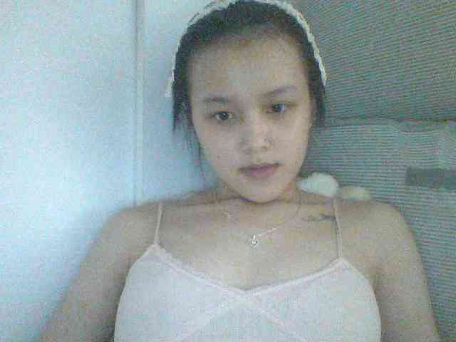Alina-2k webcam