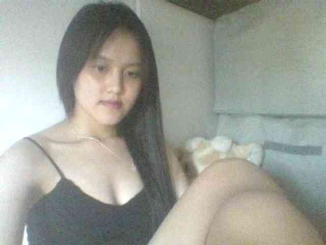 Alina-2k webcam