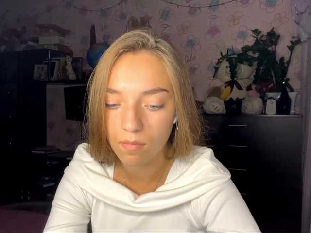 RaisaVannuland live cam on BongaCams