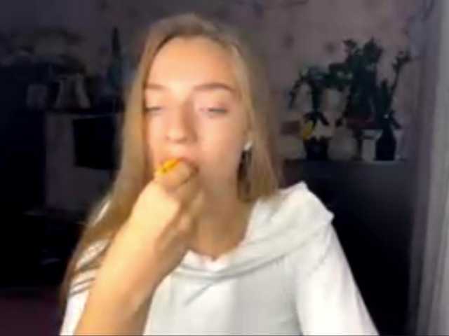 RaisaVannuland live cam on BongaCams
