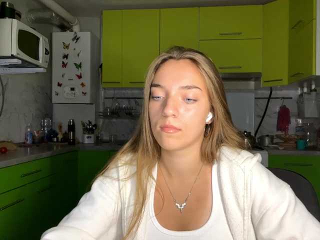 RaisaVannuland live cam on BongaCams