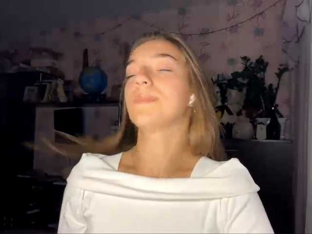 RaisaVannuland live cam on BongaCams