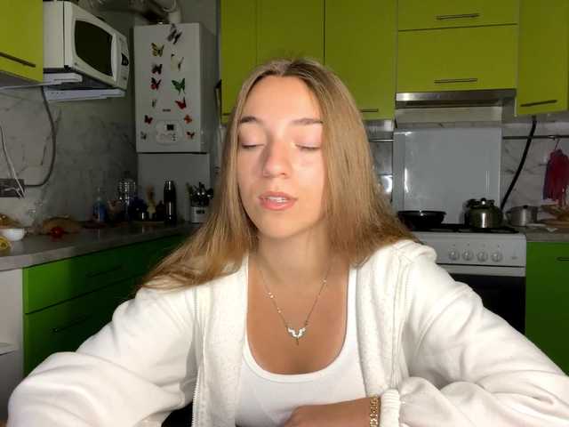 RaisaVannuland live cam on BongaCams
