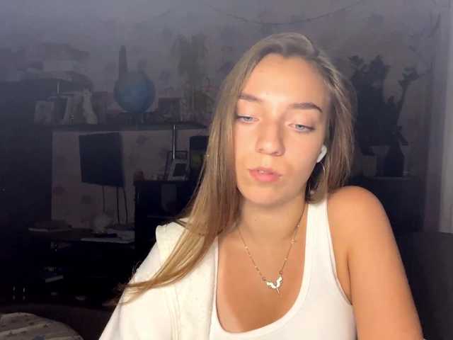 RaisaVannuland live cam on BongaCams