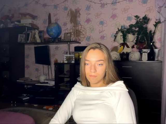 RaisaVannuland live cam on BongaCams