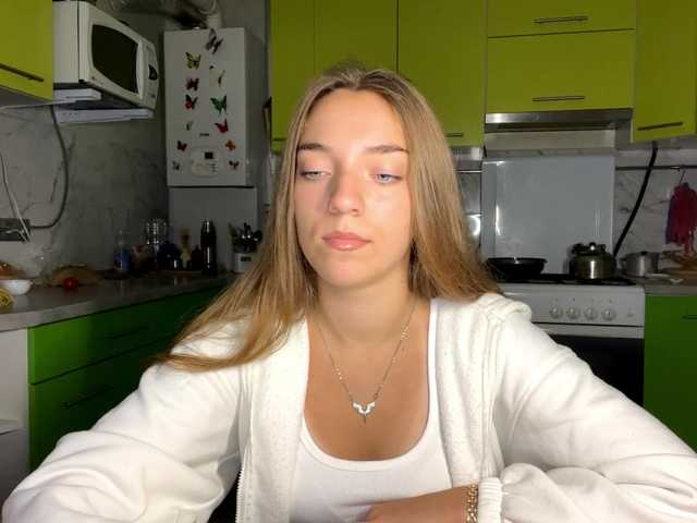 RaisaVannuland live cam on BongaCams