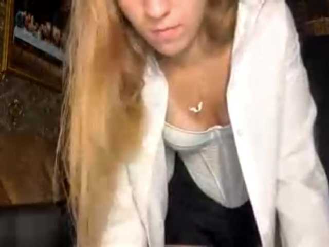 RaisaVannuland live cam on BongaCams
