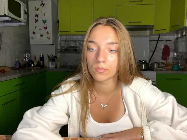RaisaVannuland live cam on BongaCams