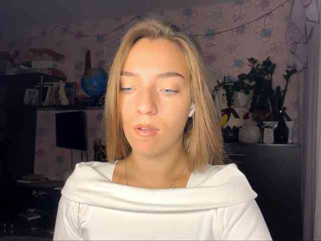 RaisaVannuland webcam