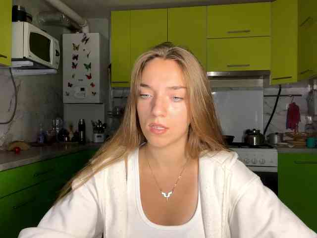 RaisaVannuland webcam
