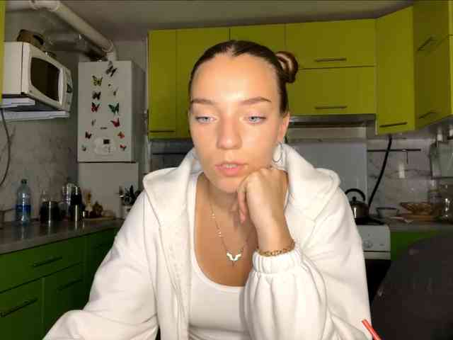 RaisaVannuland webcam