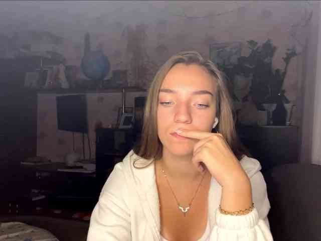 RaisaVannuland webcam