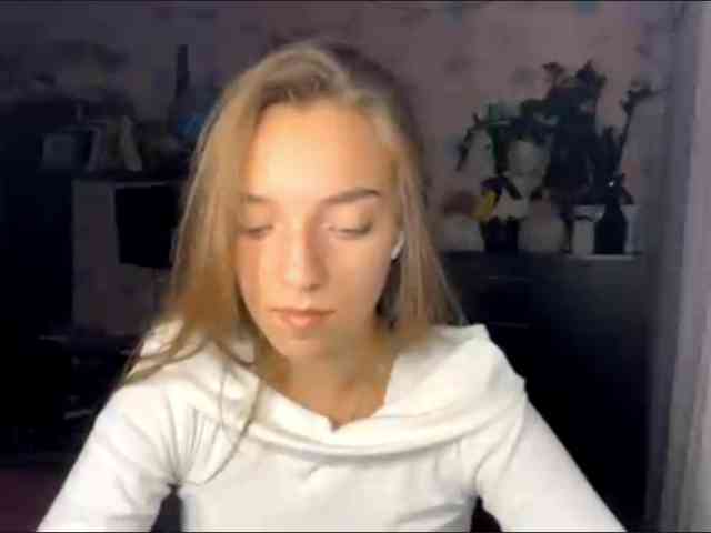 RaisaVannuland webcam