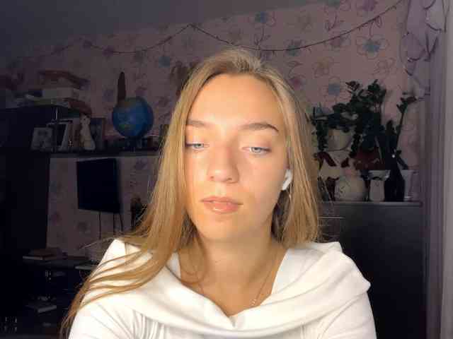 RaisaVannuland webcam