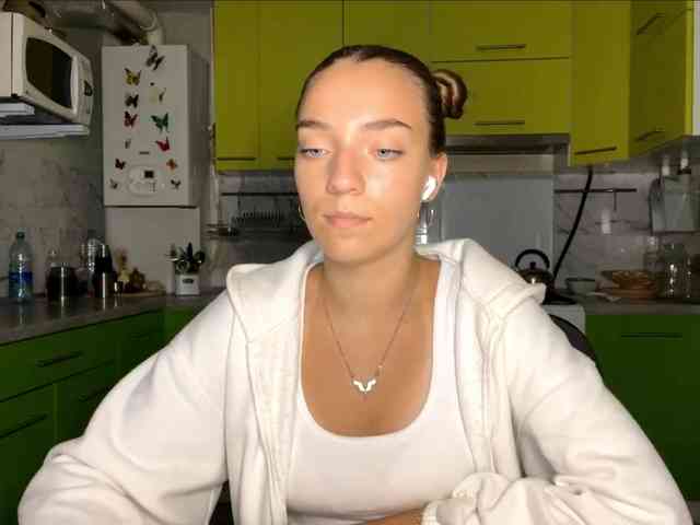 RaisaVannuland webcam