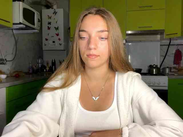 RaisaVannuland webcam