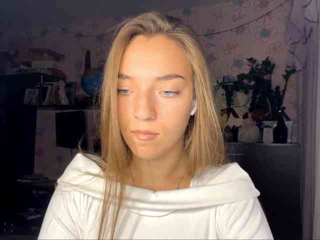 RaisaVannuland webcam