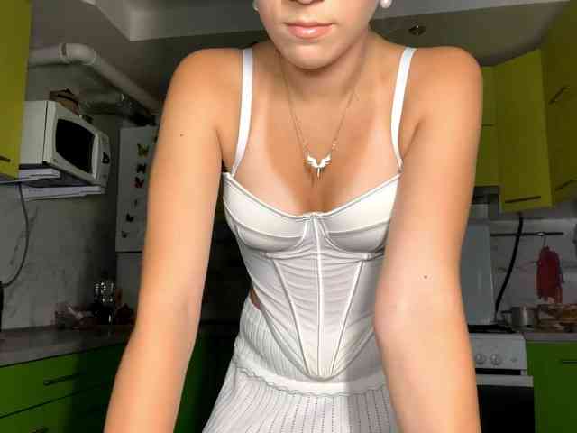Modelo: RaisaVannuland