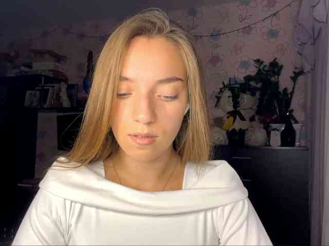 RaisaVannuland webcam