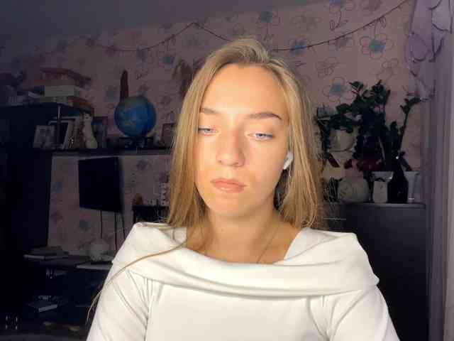 RaisaVannuland webcam