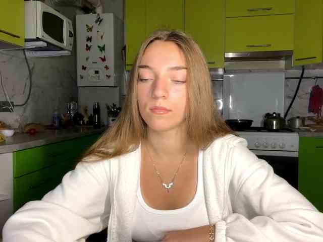 RaisaVannuland webcam