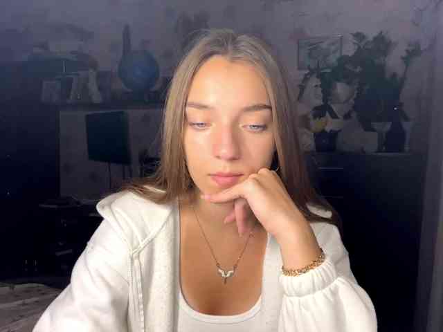 RaisaVannuland webcam