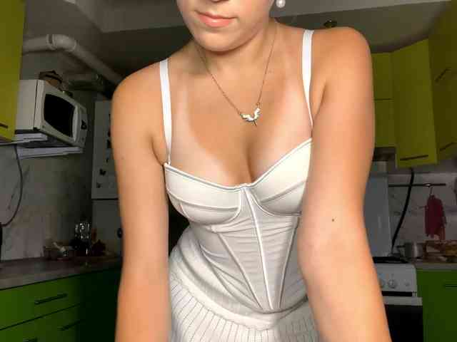 Modelo: RaisaVannuland