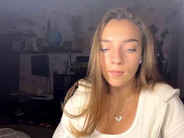 RaisaVannuland webcam