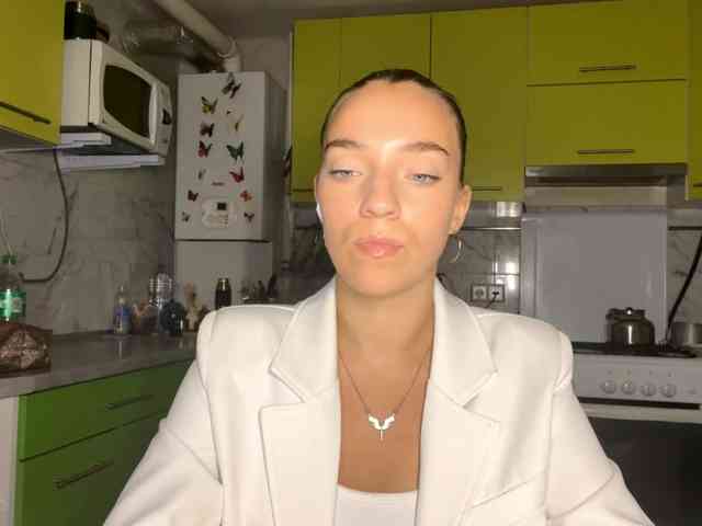 Modelo: RaisaVannuland