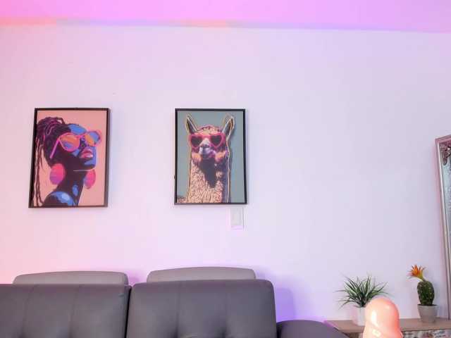 Adarha live cam on BongaCams